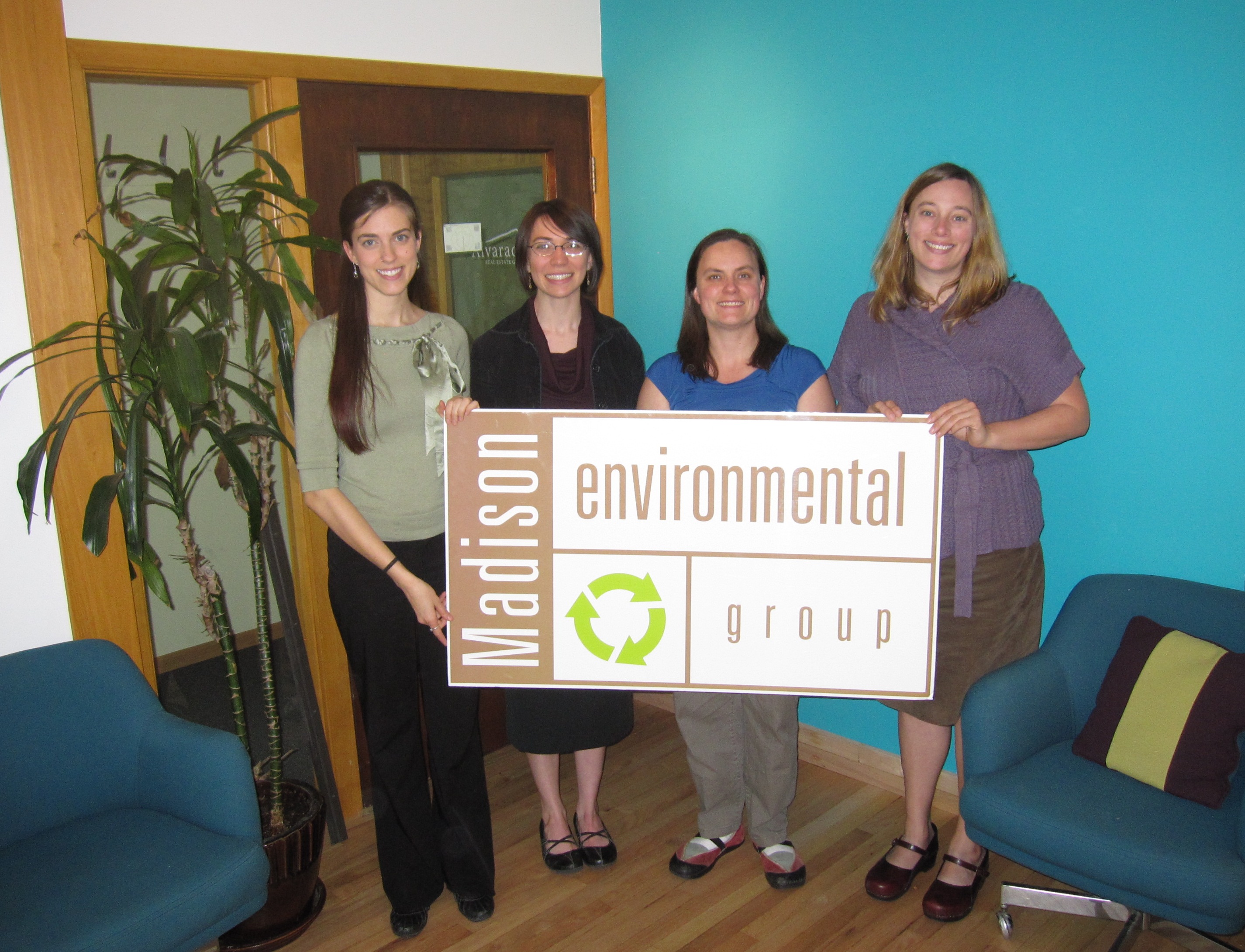 Subject: Madison Environmental Group Office; Location: 25 North Pinckney, Madison, WI; Date: Summer 2004; Photographer: David Nevala